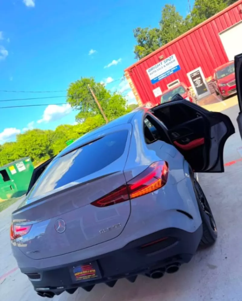 Mercedes-Benz GLE-Class   - 2024