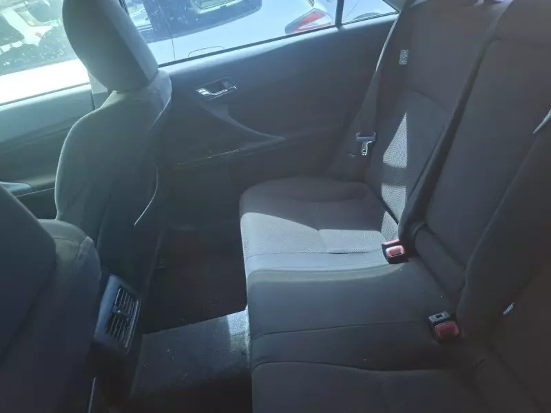 Toyota Mark X   - 2012