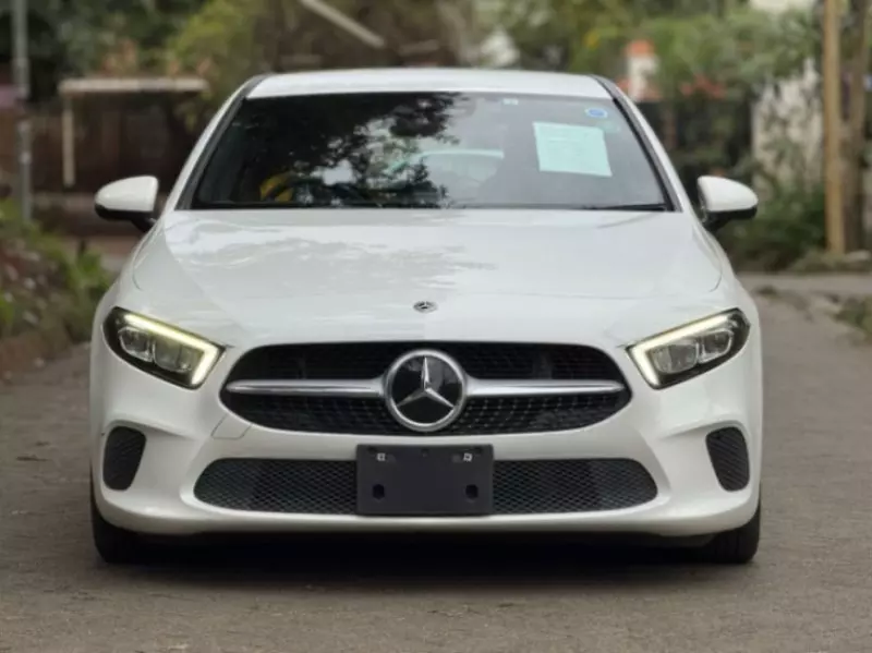 Mercedes-Benz A180   - 2019