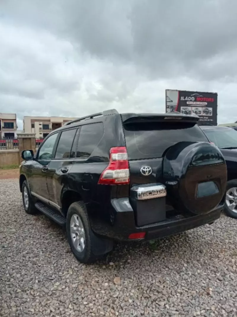 Toyota Prado   - 2014