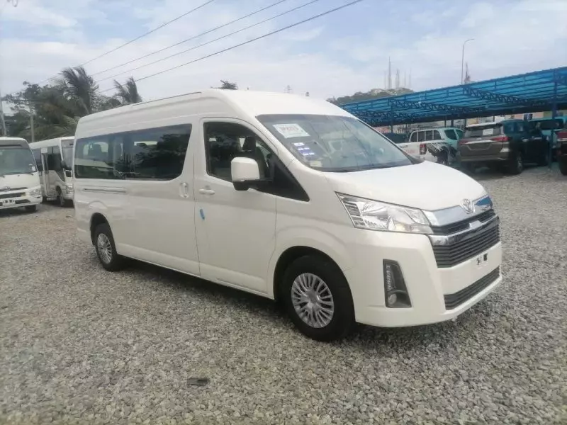 TOYOTA Hiace   - 2023