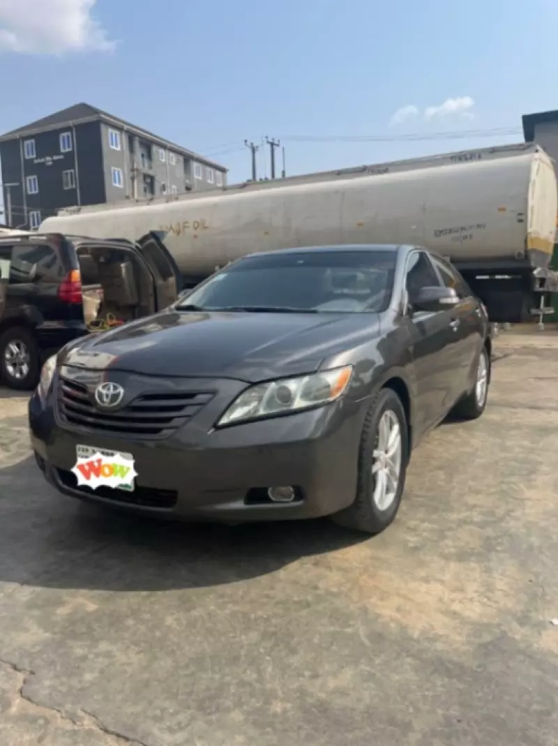 TOYOTA Camry - 2008