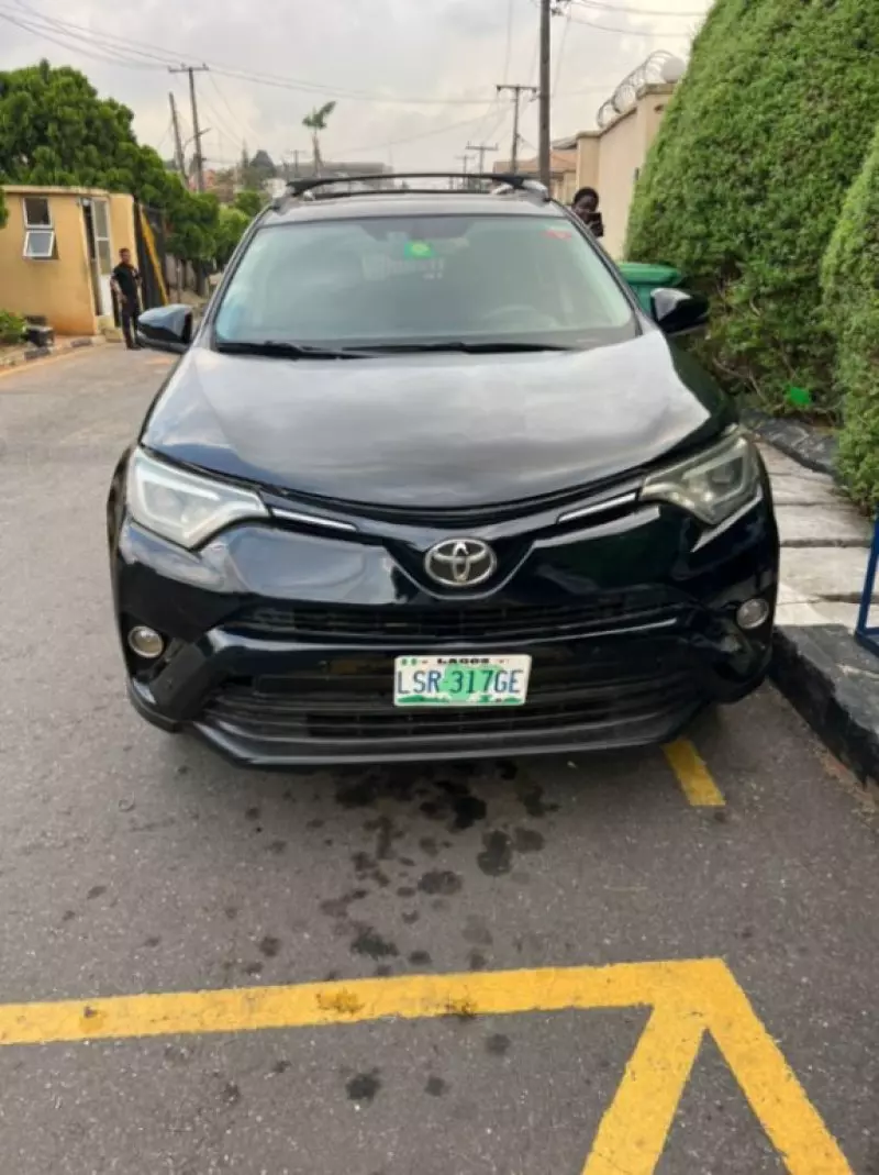 Toyota RAV4   - 2013
