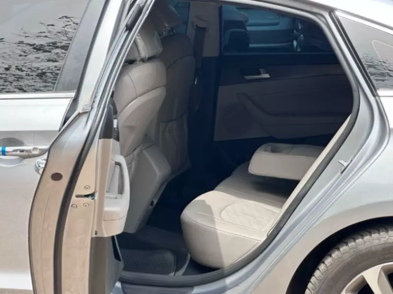 Hyundai Sonata   - 2015