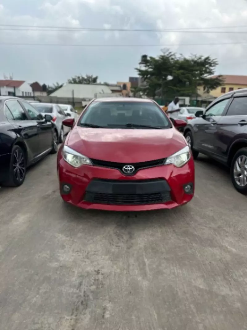 TOYOTA Corolla   - 2015