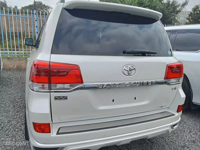 TOYOTA Landcruiser ZX   - 2019