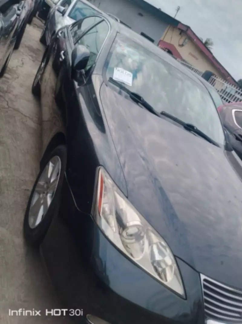 Lexus ES   - 2008