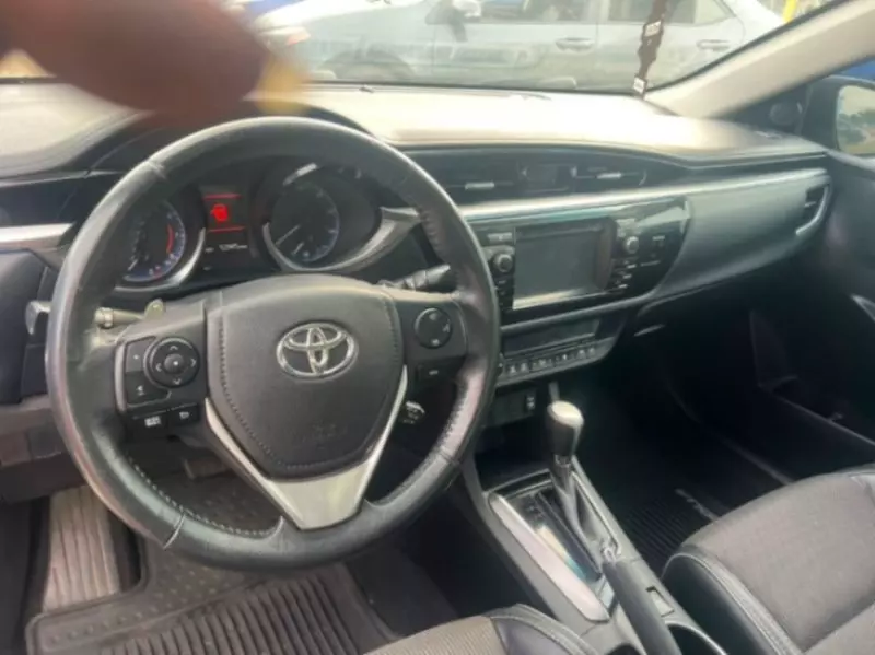 TOYOTA Corolla - 2015