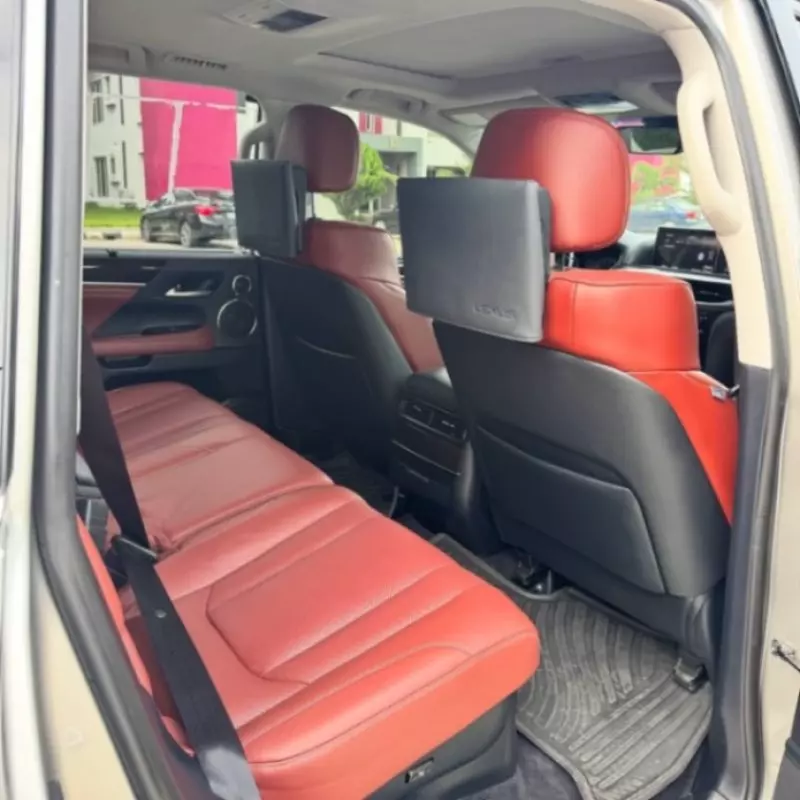 Lexus LX   - 2018