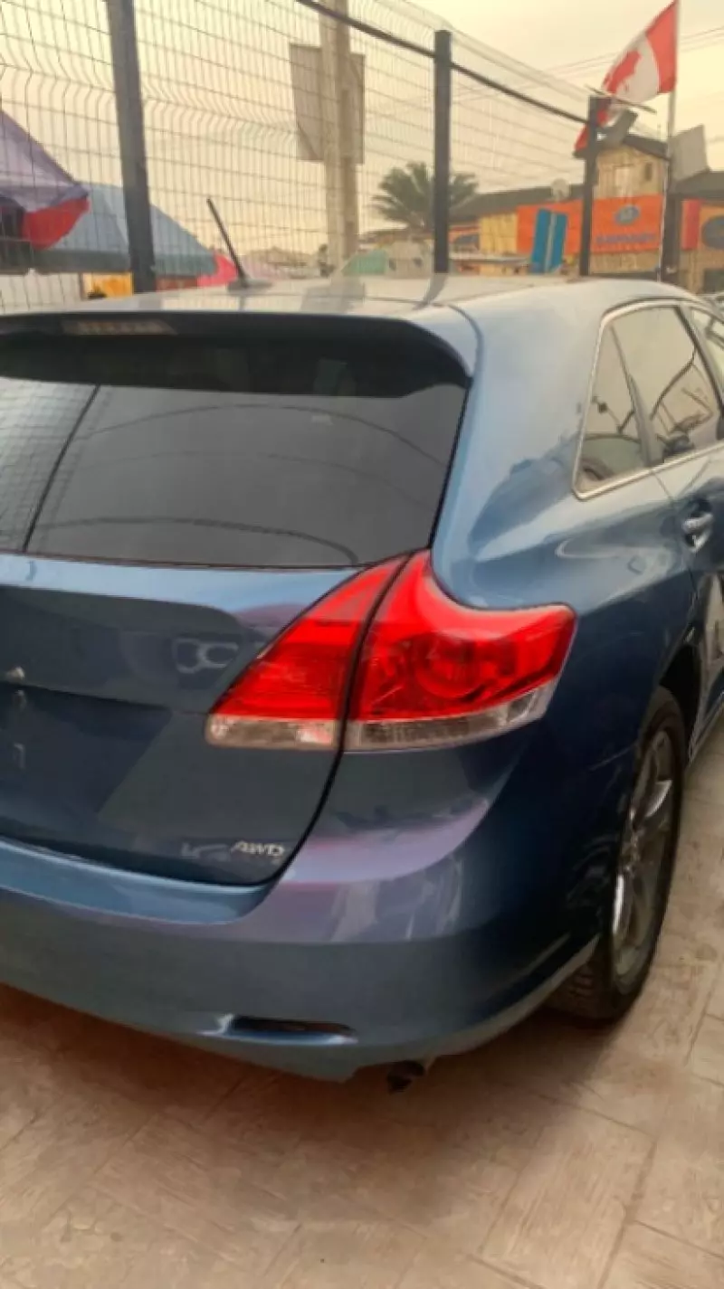TOYOTA Venza - 2010