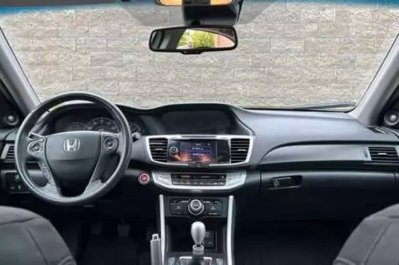 Honda Accord   - 2009