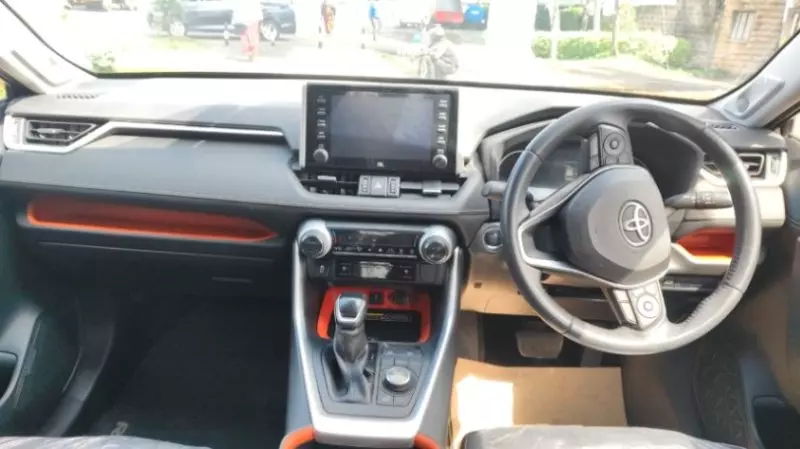Toyota RAV 4   - 2020