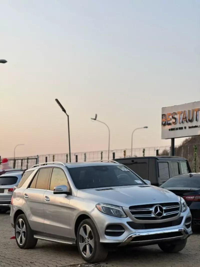 Mercedes-Benz GLE 350   - 2016