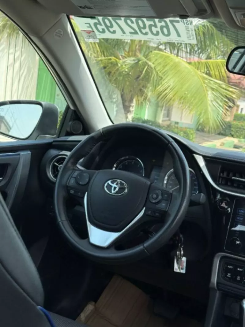 TOYOTA Corolla - 2018