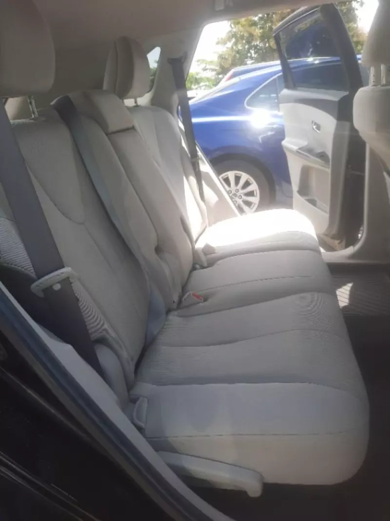 Toyota Venza   - 2013