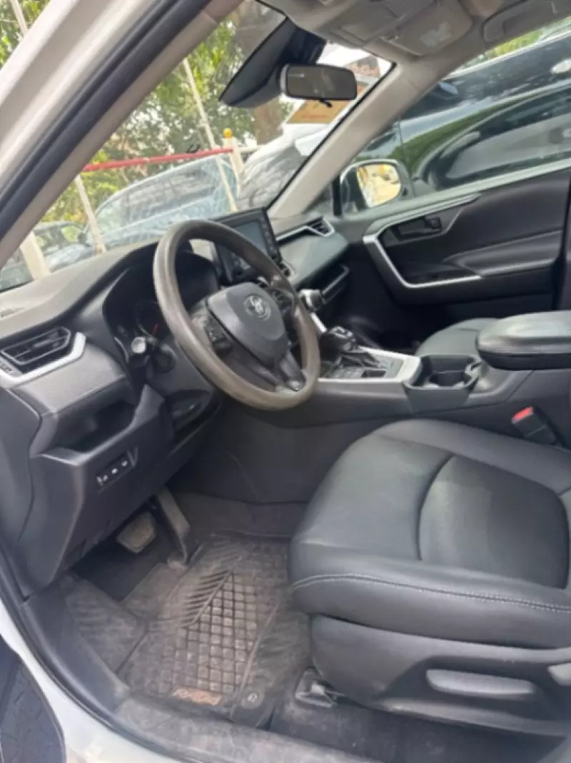 Toyota RAV4   - 2020