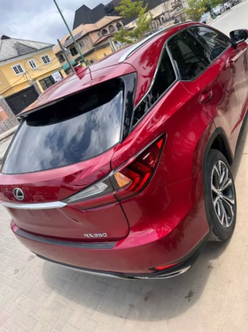 Lexus RX   - 2020