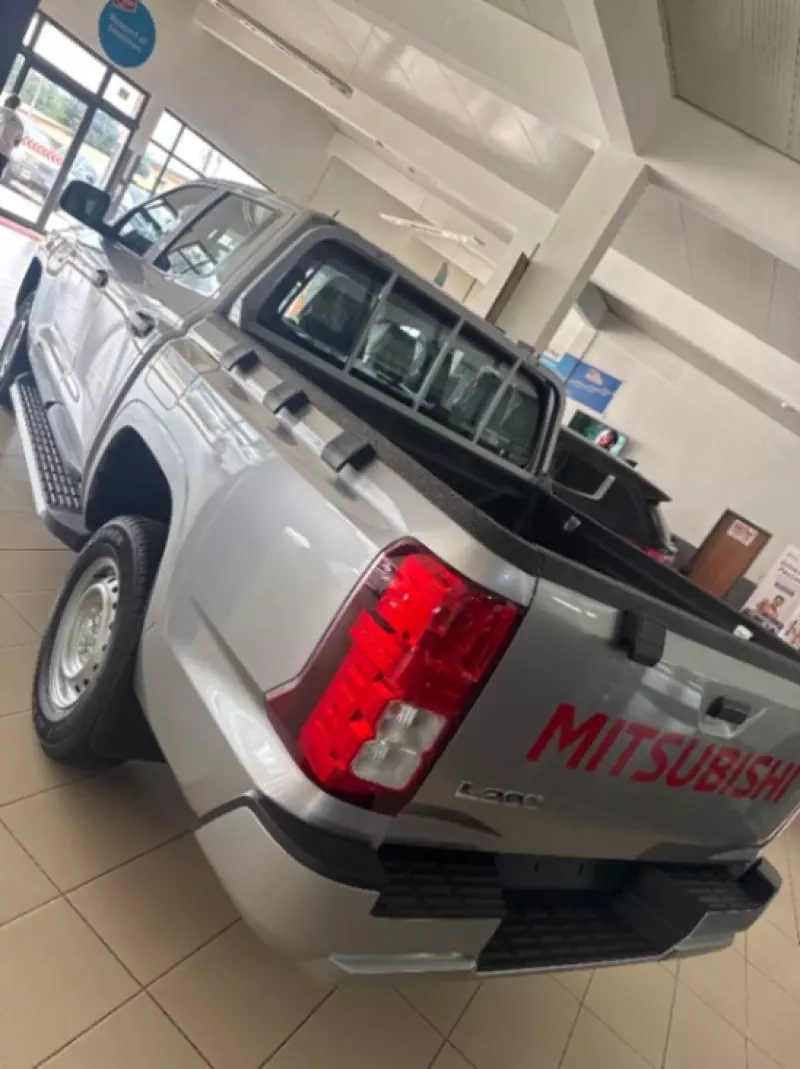 Mitsubishi L200 D/C Sportero A/T   - 2025