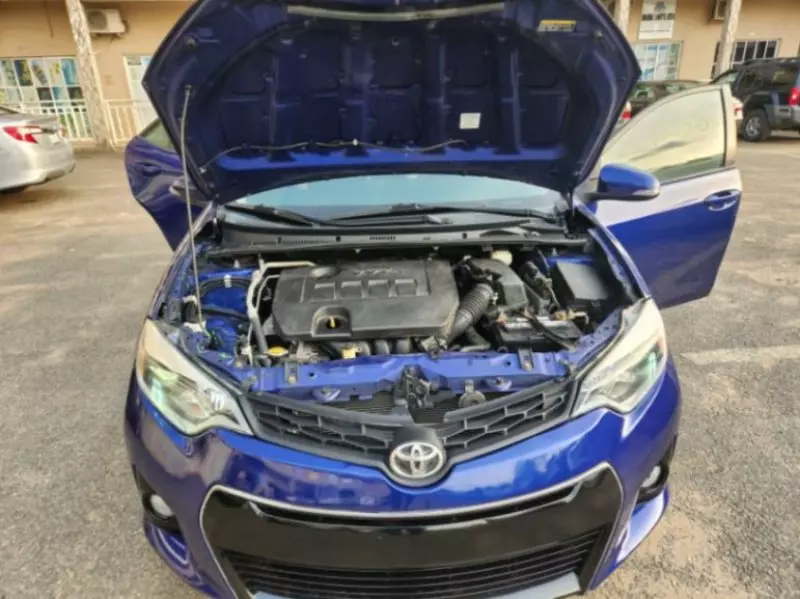 Toyota Corolla   - 2016