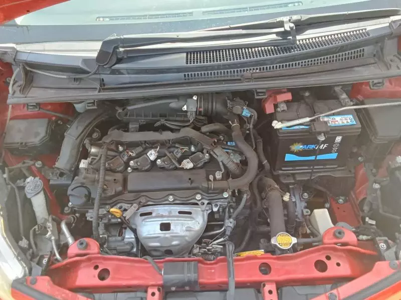Toyota Vitz   - 2014