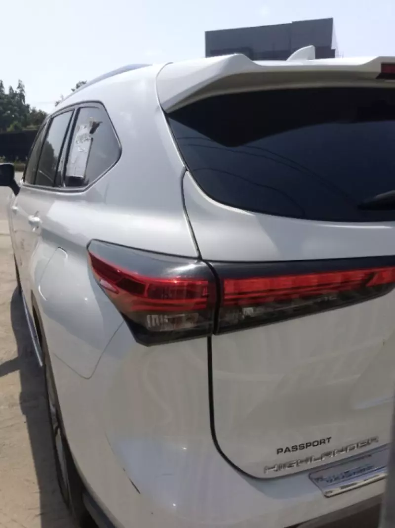 Toyota Highlander   - 2009