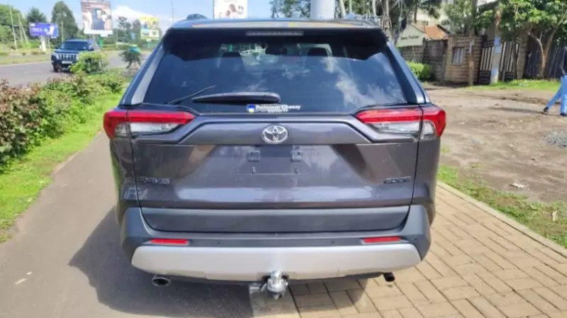 Toyota RAV 4   - 2020