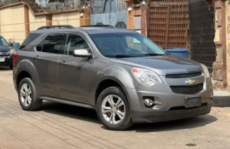 Chevrolet Equinox   - 2012