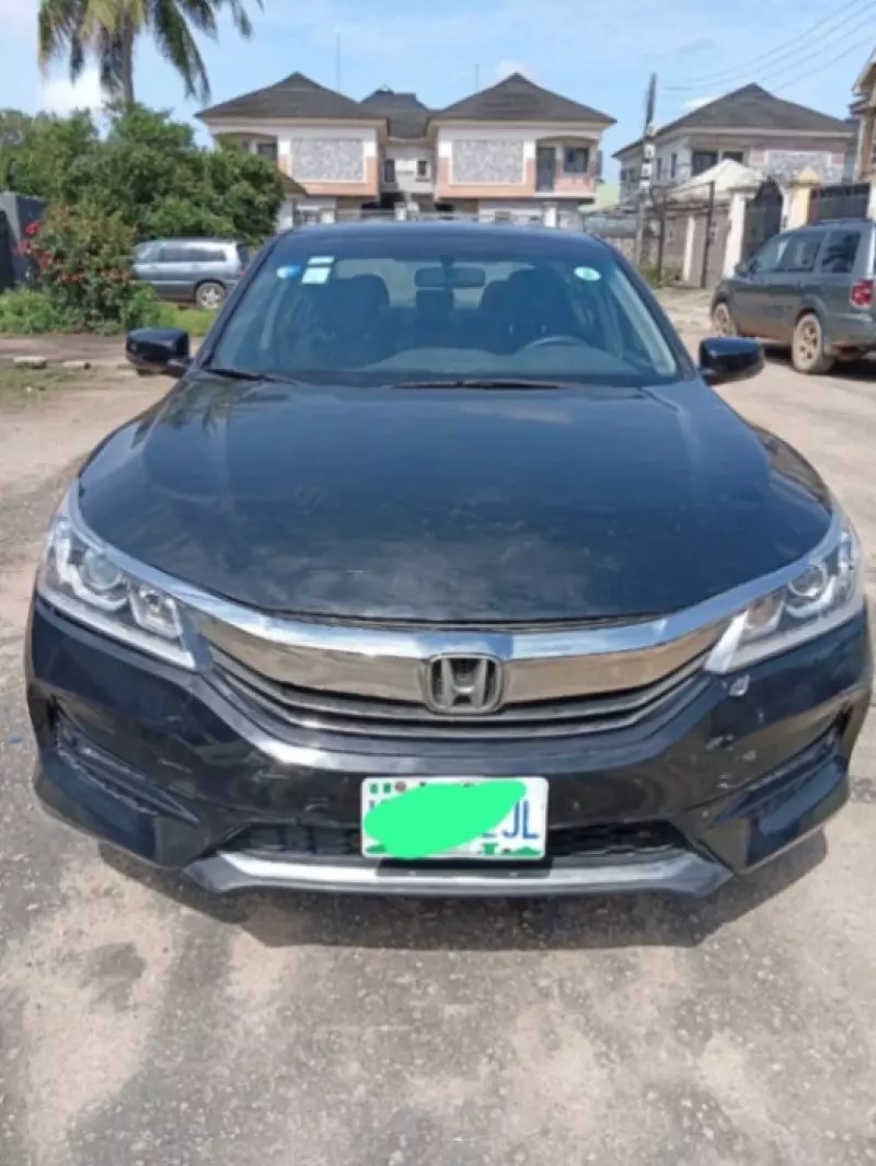 Honda Accord   - 2016