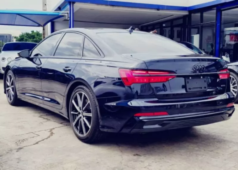 Audi A6   - 2025