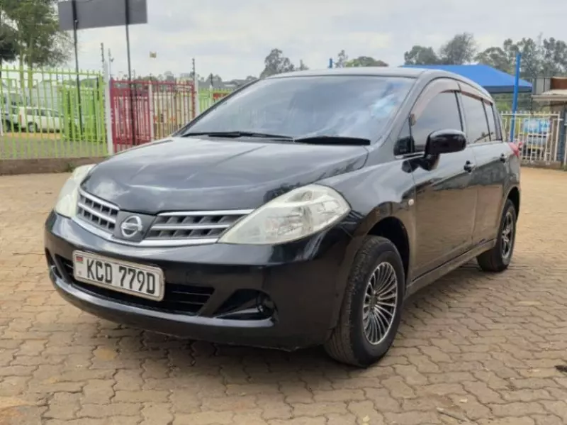 Nissan Sentra   - 2008