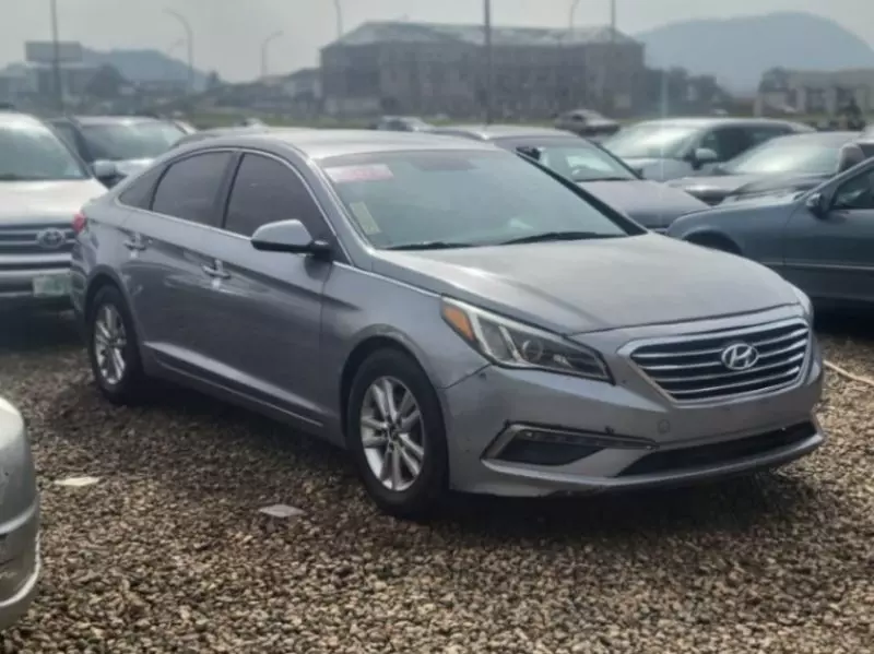 Hyundai Sonata   - 2015