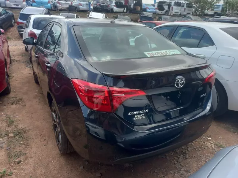 Toyota Corolla   - 2017