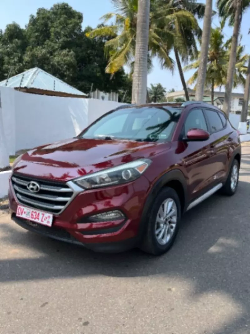 Hyundai Tucson   - 2017