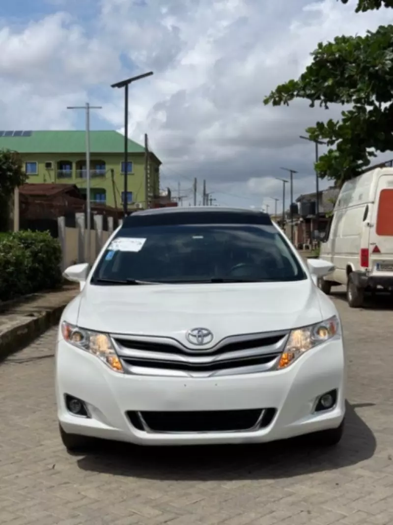 TOYOTA Venza   - 2013