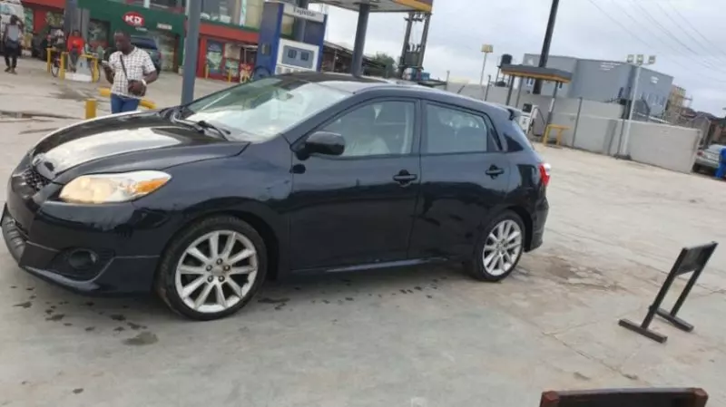 TOYOTA Corolla Matrix   - 2009