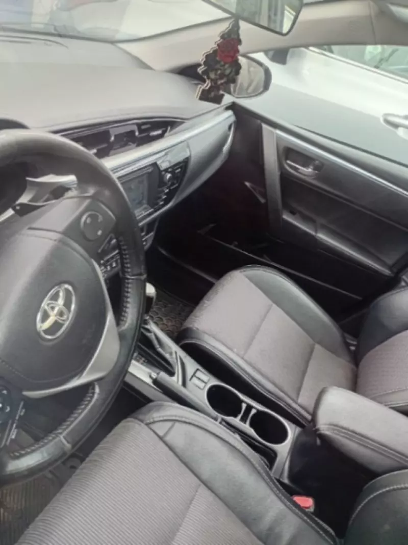 Toyota Corolla   - 2015