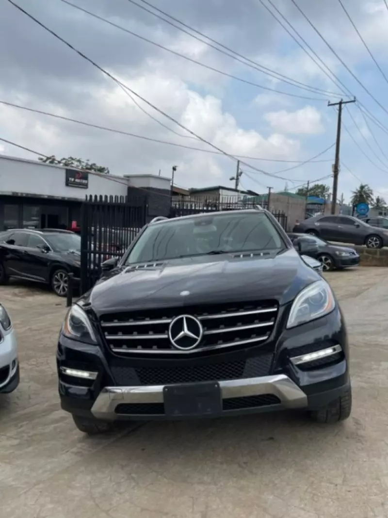 Mercedes-Benz ML 350   - 2012