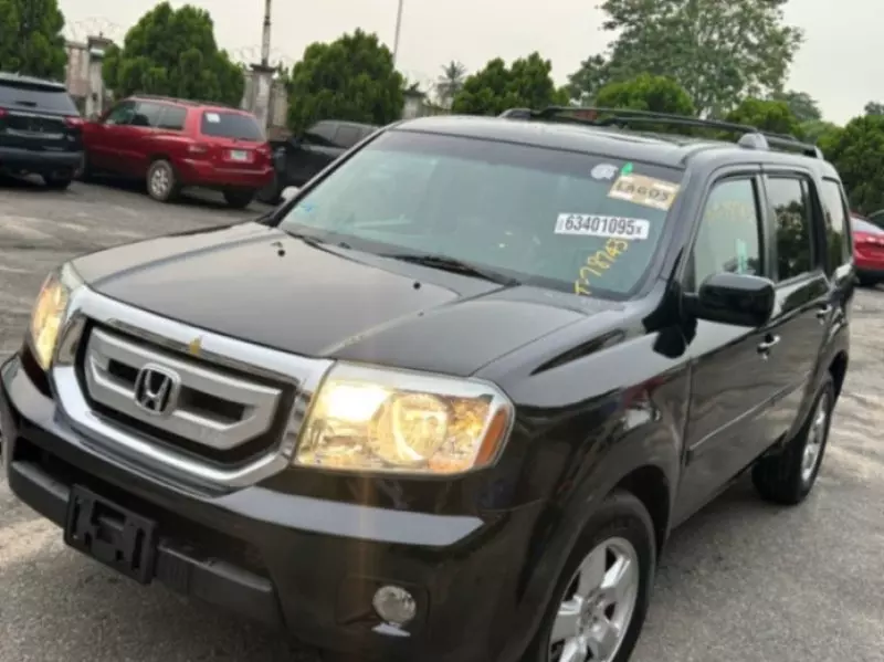 Honda Pilot   - 2011