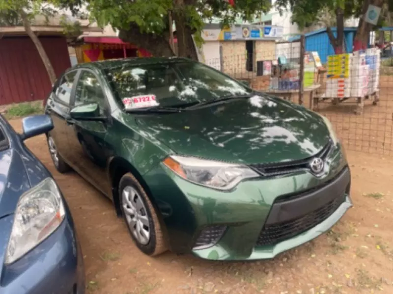 Toyota Corolla   - 2013