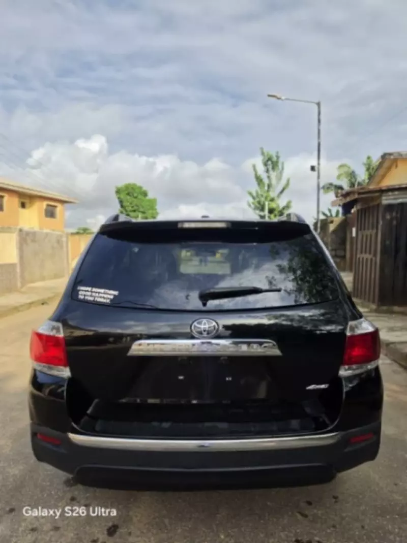 TOYOTA Highlander - 2014