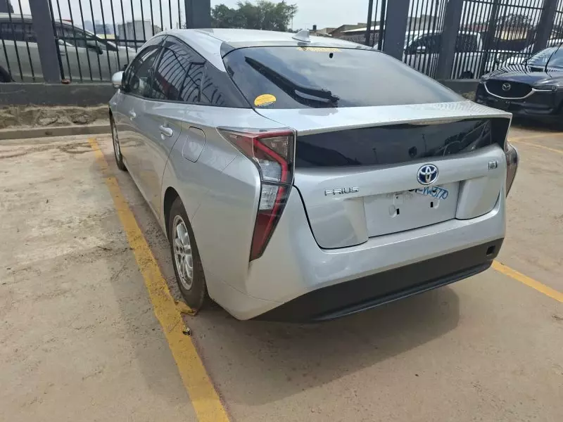 TOYOTA Prius Hybrid    - 2017