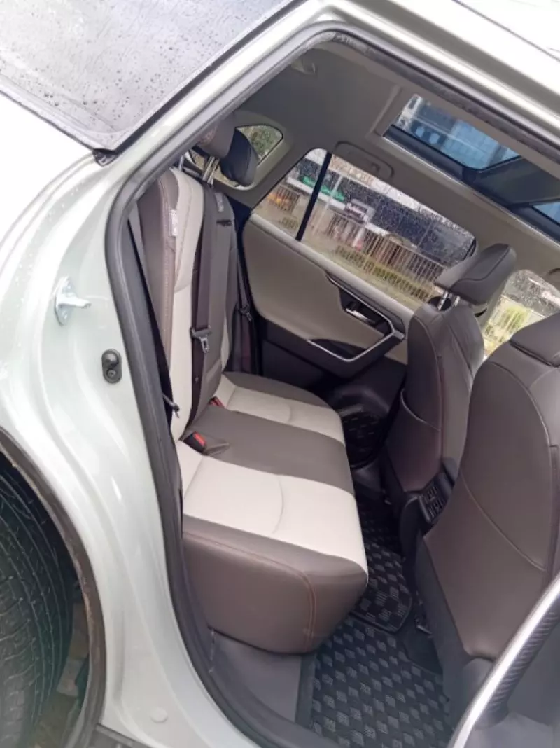 Toyota RAV 4   - 2020