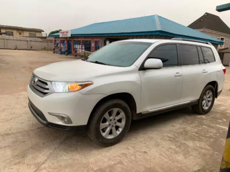 TOYOTA Highlander   - 2013