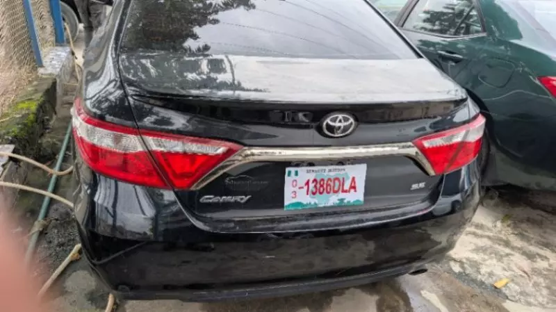 Toyota Camry   - 2016