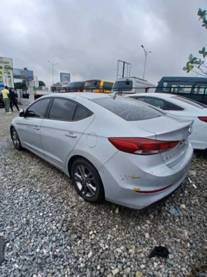 Hyundai Avente   - 2016