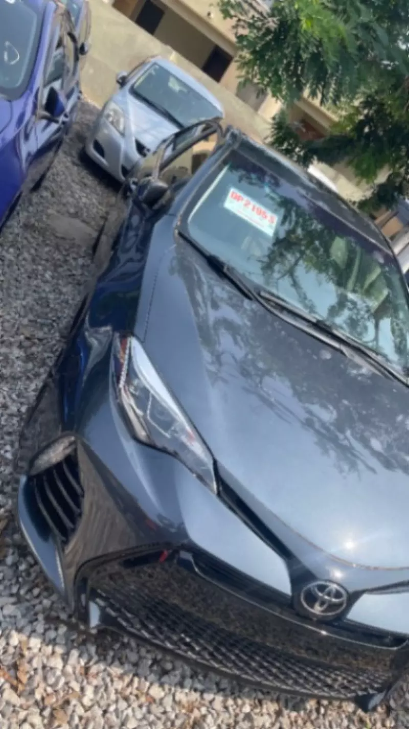 TOYOTA Corolla   - 2016