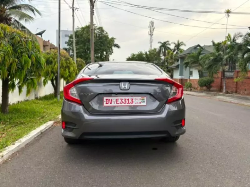 Honda Civic   - 2016