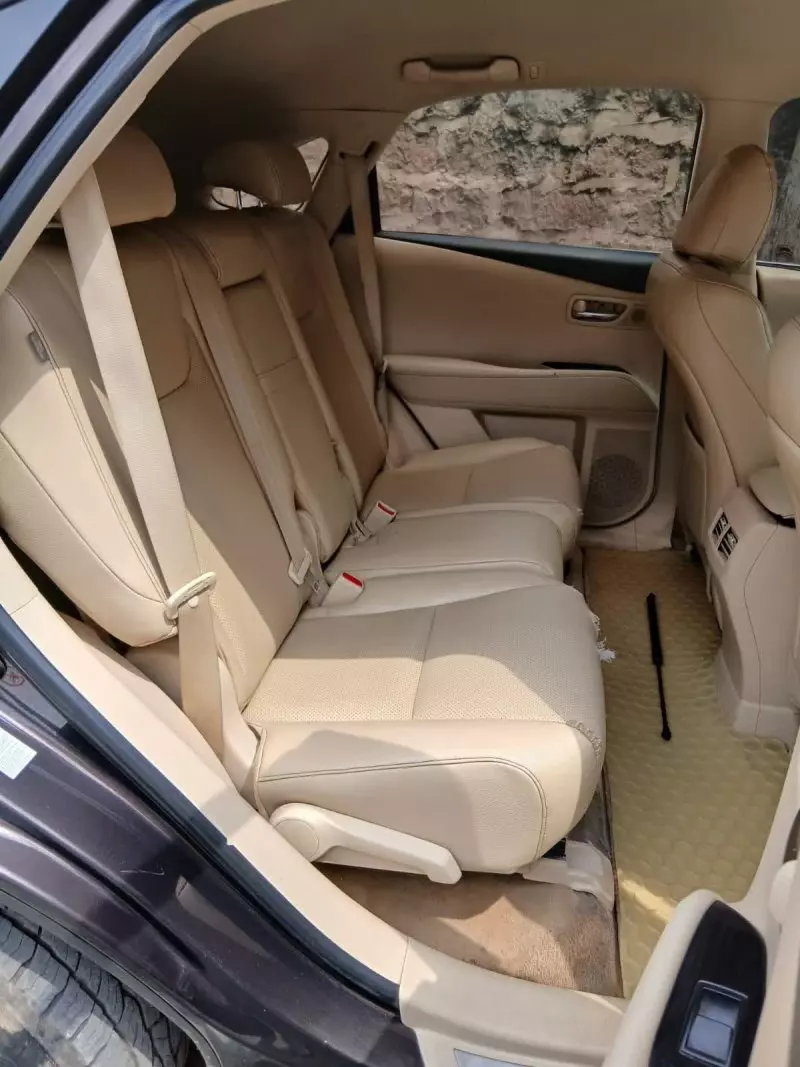 TOYOTA Lexus RX 270 - 2012