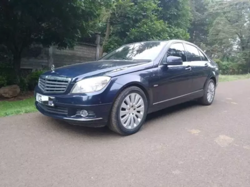 Mercedes-Benz C 200   - 2010