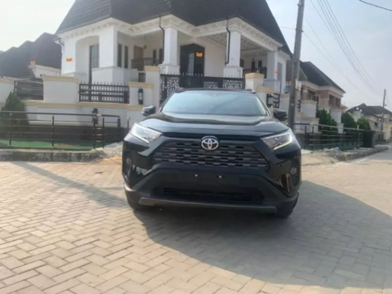 Toyota RAV4   - 2022